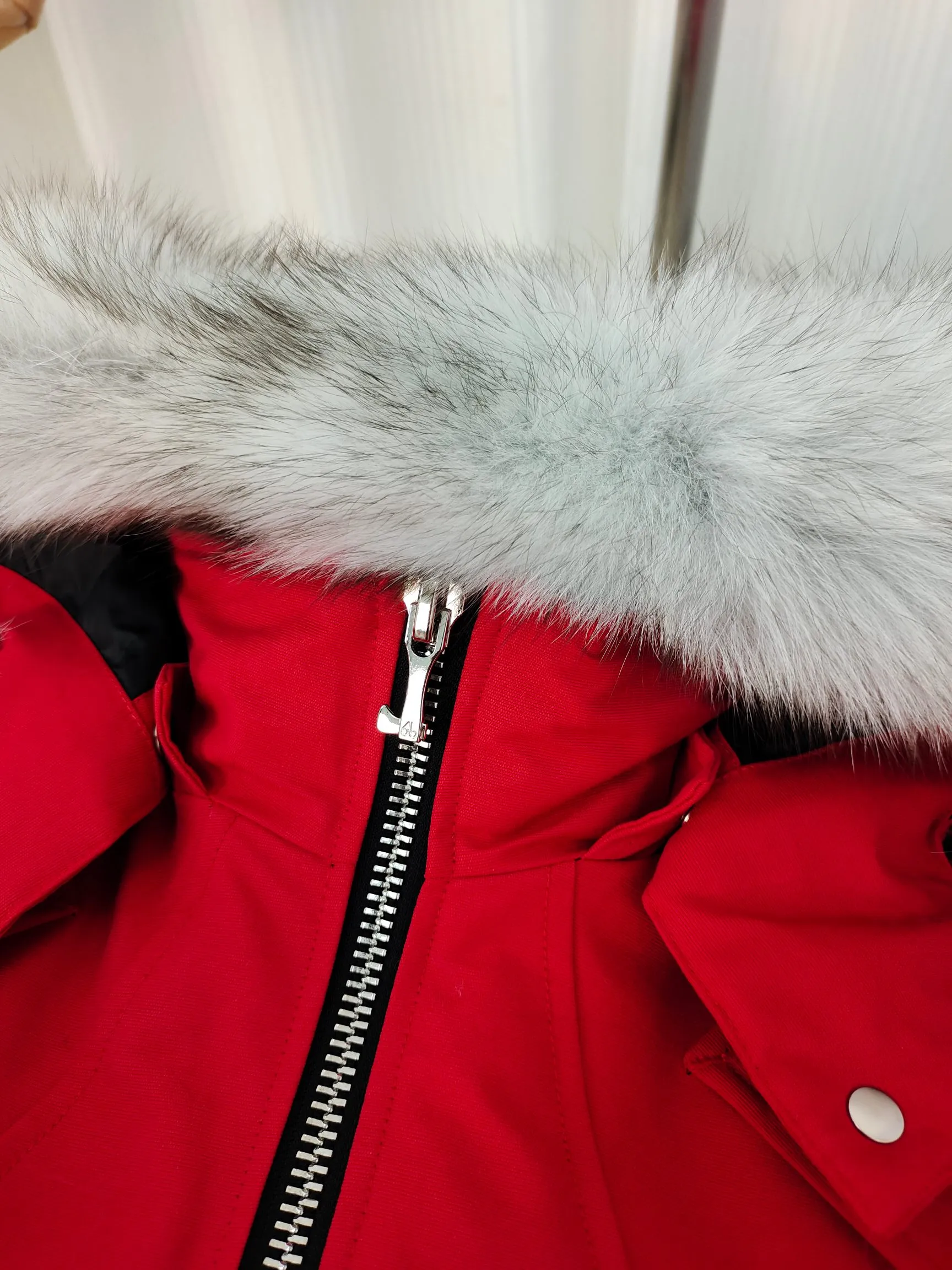 （ ） 03 Moose Knuckles ， ins 、 、 。 ， ， ！ ， ， ， Sizes: XS XL